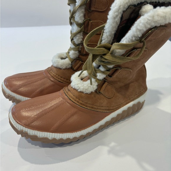 NWOT Yoki Rubber Toe Duck Rain Boots Brown W/White Faux Fur trim - size 8 - Picture 4 of 5